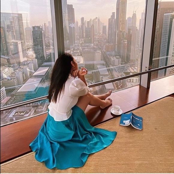 Zara satin effect skirt with knot - Picture 5 of 15